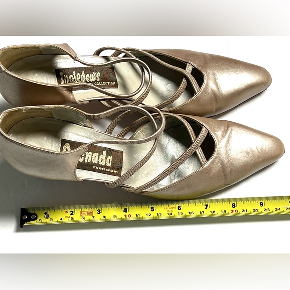 Ingledews Spain Collection Grenada Leather Dress Dance Pumps Pearl Beige sz 8.5 - Picture 14 of 16